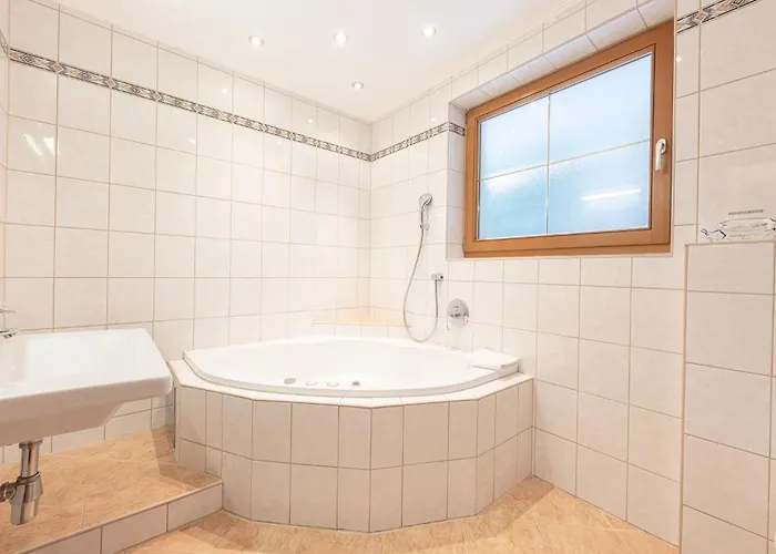 Michaela ניוסטיפט אים סטובאיטל